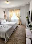 Lux, New, Beau, Hot tub &4Bedroom; Houston near IAH, Downtown, Woodlands &Spring Hotels near Lucky Land