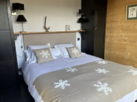 Large chalet 12 people