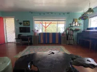 Retro ranch house next to nature but close to town