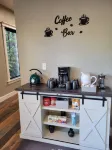 Cozy, remodeled townhome retreat in downtown Historic Wallace!