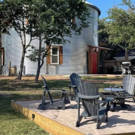 Texas Living, Silo Style