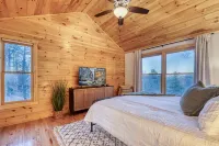 Ellijay Escape: Hot Tub, Fireplace, Peaceful Views