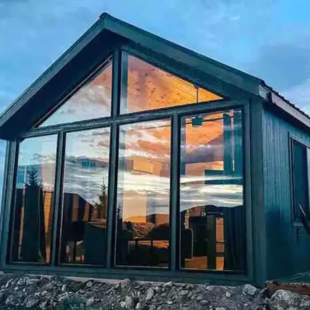 Lturas 2: Clean, Modern 2Br Cabin, Big Windows for Big Mountain View’s