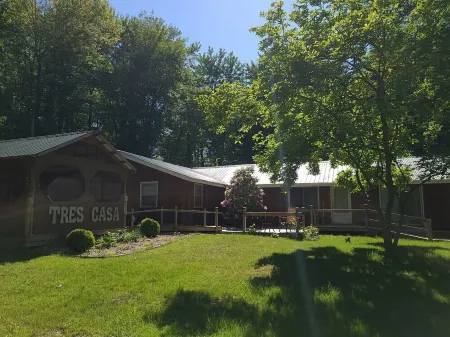 Tres Casa Lake House