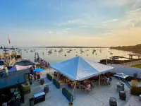 Amazing harbor/ocean views of Pepperrell Cove - Wi-Fi