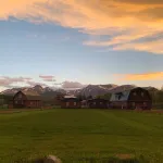 New luxury cabin in Central East Glacier