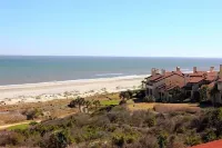 Oceanfront Penthouse Views,Elegant Natural Finishes,WiFi, 5 TV's, 4Bed, 3Bath