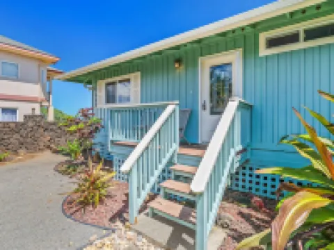 Exquisite Oceanfront Home, 4 Bedrooms, 2 Baths, Central A/C, Sleeps 8 Hotels in Kapaa