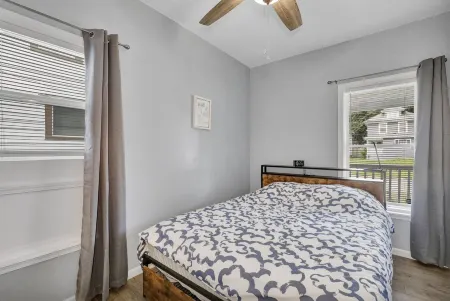 Lansing "Love Michigan" House, 10 minutes to MSU Campus Отели рядом с достопримечательностью «Christ Temple Church of Lansing»