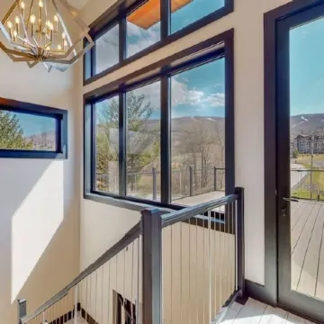 5 Bedrooms 5 1/2 Bath Ski Area Views, Walk to Skiing, Huge Common Space & Decks!