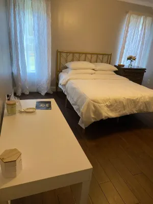 The Deras cozy house!