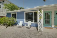 Renovated duplex  2bed / 2bath North End Of Anna Maria, 2min walk to the beach