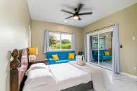 Modern 2 bedrooms apt. - Seashell One