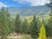 Cozy Mountain Retreat at the entrance of Montana's Ten Lakes Scenic Area