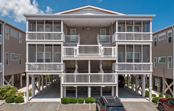 OCEANVIEW, 3 MIN WALK TO BEACH, KID-FRIENDLY, LINENS INCLUDED, FULLY STOCKED