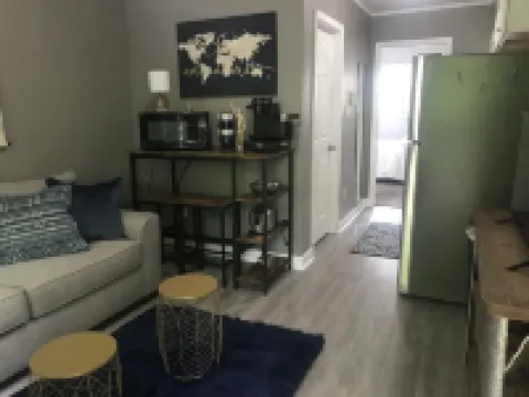 Cozy Court Street #5