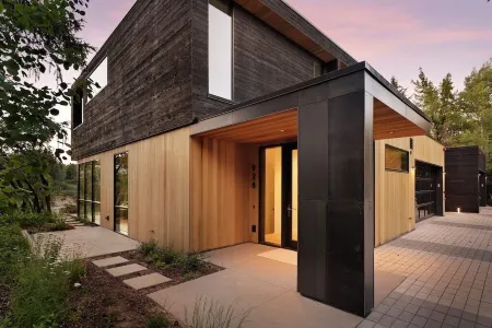 7MM Aspen New Construction Residence in Town by Aspen Vacation Rentals® Отели рядом с достопримечательностью «Aspen Highlands»