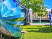 Keeper Cottage. Canal, Pool Club. Private backyard, XL Screen Porch. 37 ft Dock