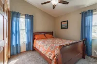Wisconsin River Retreat, south of Tomahawk, 35 min to Granite Peak, King Bed!