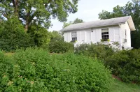 "The Cottage" at Glen Mary