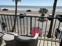 Honeymoon Suite; Whirlpool and Beautiful Oceanview