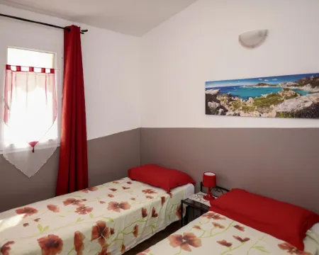 Nice little villa ideal to enjoy the south of Corsica quiet Hotels in Figari