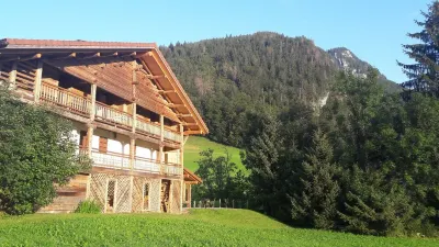 Luxurious T3 apartment of 75 m² in Chalet from 1813