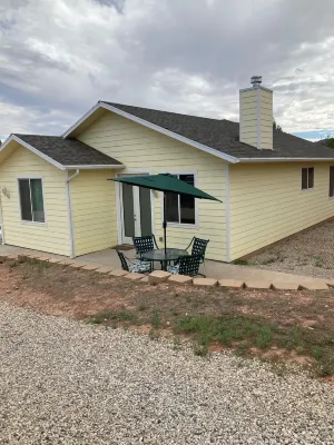 Country Cottage @ The Killian Family Farm