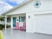 Serene Retreat - 5 mins to Beach, with Beach Gear, Firepit, Bicycles