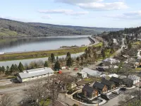 CAMP RANDONNEE__CABIN 4 Hotels in Mosier
