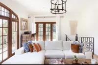 Hollywood Hills Designer Villa/Duplex with Authentic Charm