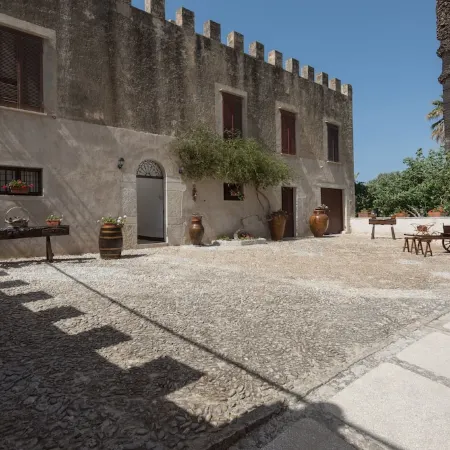 Historic Residence Villa Fontana Private Pool & Botanic Garden