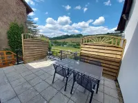 Geräumige Frisch Renovierte Wohnung Mitte in der Vulkaneifel Hotels in Gerolstein