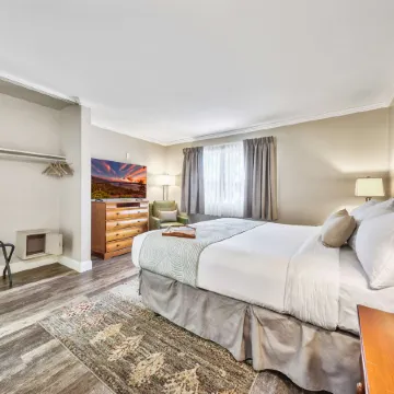 Forest Suites Resort at the Heavenly Village