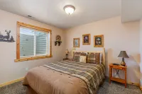 Lake View, AC, EV 240V Charger, Yard, Ideal Beach Pass