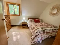 Come in & cozy up in beautiful lodge in Waterville Valley.