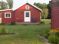 A Cozy Farmstead Cottage Amidst Two Barns in Hudson Valley Ξενοδοχεία στην πόλη Marbletown