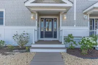 1 Block 2 Beach, Steps to Town, Linens/towels incl
