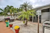 Canal Front Winter Escape with Dock, Hot Tub and Cabana Club Access