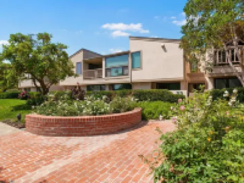 Highly Upgraded 2 Bedroom 2.5 Bath Condo Located in Gated Complex On the Bluff Hotels in Solana Beach