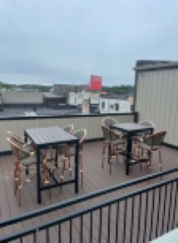 Beautiful Apartment Located Downtown Dells!