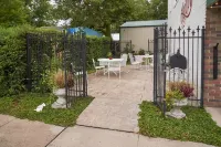 Hopp's Downtown Loft Hotels in McPherson