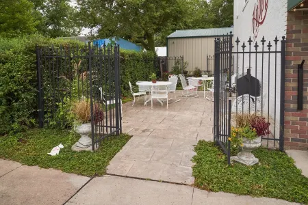 Hopp's Downtown Loft Отели в г. Макферсон