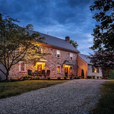 The Stone House Between the Streams