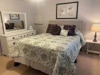 Cottage On The Rocks is a spacious, family friendly home near the Spokane River 플로팅 보드웍 주변 호텔