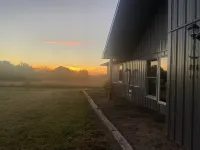 Bourbon Co. 9 - Come enjoy our 9 with your 9. Hotels in Bourbon County