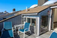 Amazing townhouse in oceanfront resort, pool, beach