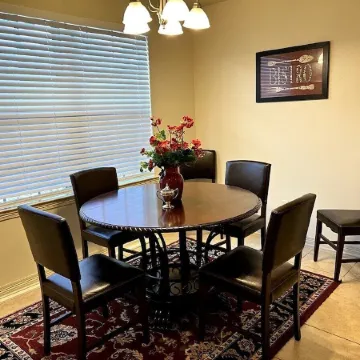 Beststays@Sunrise Ruby a Duplex, Pet Friendly,Work Crews family nurses@‘