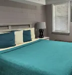 SEAS THE DAY Charming Folly Beach Apartment awaits your arrival!