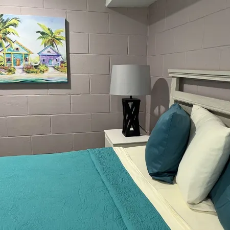 SEAS THE DAY Charming Folly Beach Apartment awaits your arrival!